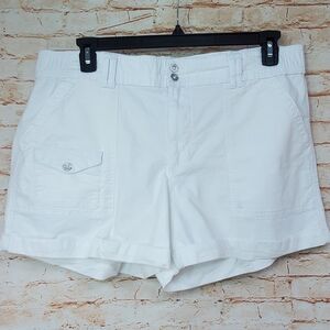 Time and Tru White Shorts Size 18